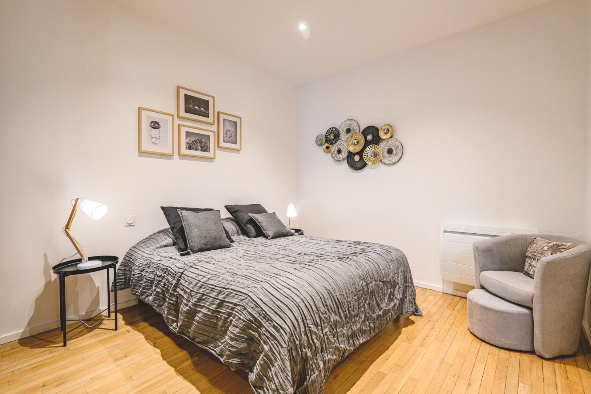 Appartement Ikizen Prestige - Loft Du Cadran - Parking Prive Reims